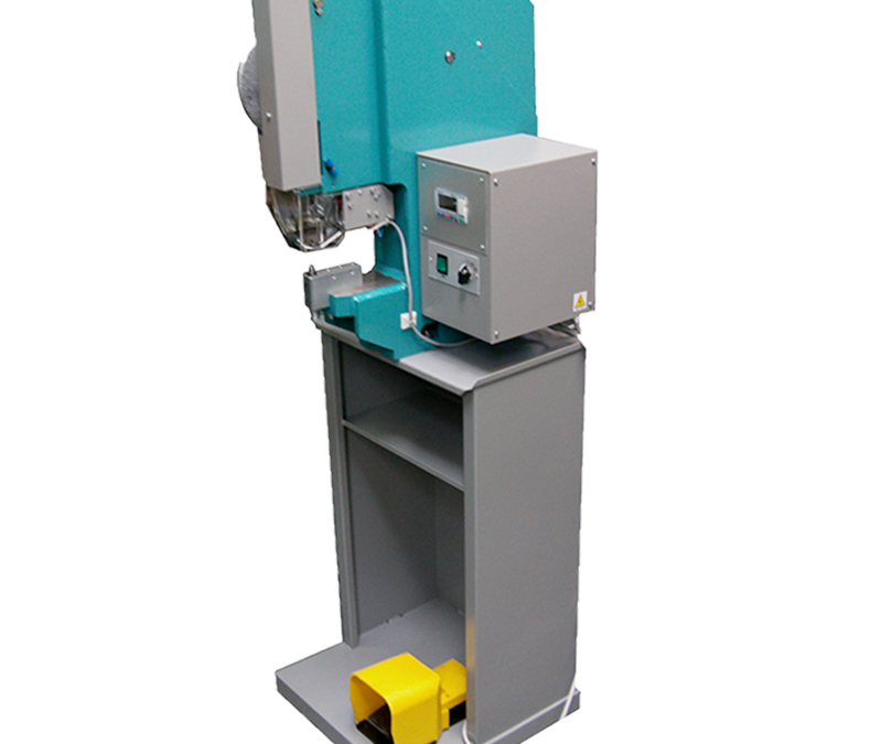 MP1R-E – RIVETTATRICE AUTOMATICA STRUTTURA SALDATA